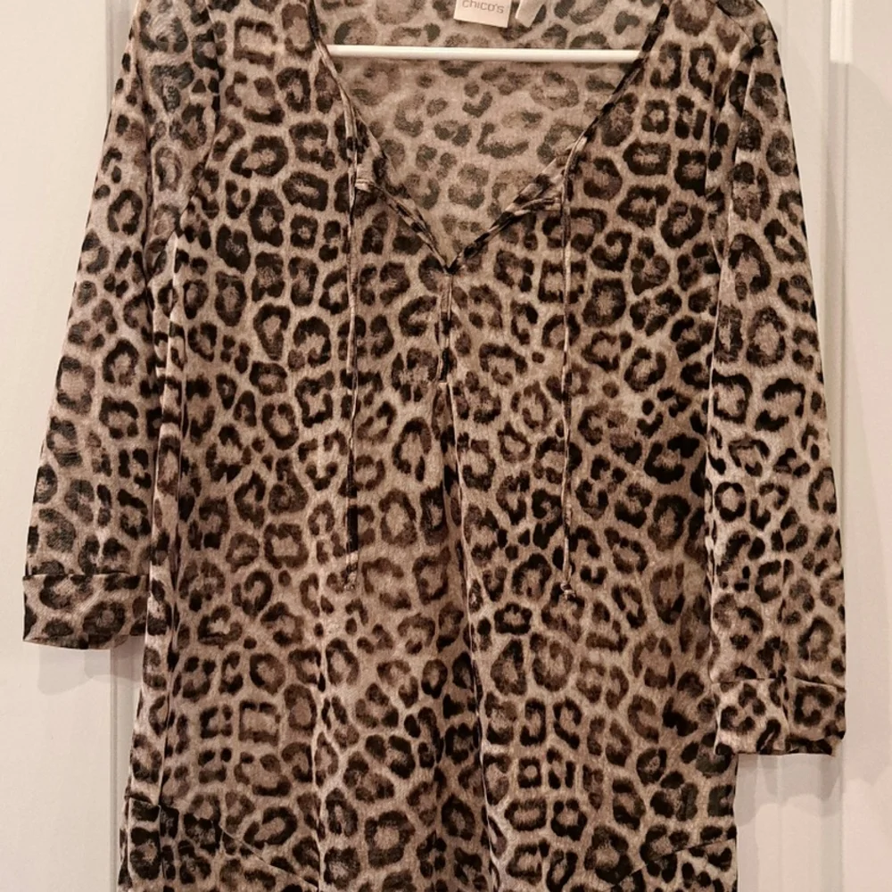 Chico's mesh top blouse lightweight Animal Print nylon size 1